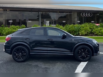 Used Audi Q3 2022 for sale - 77500746: Photo