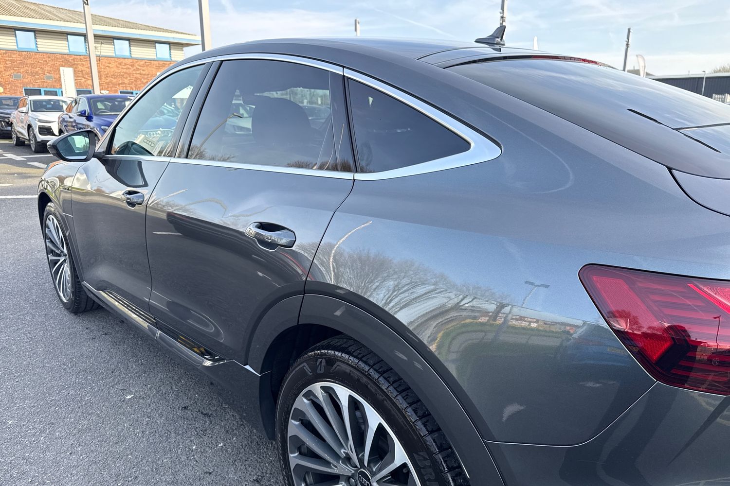 Used Audi Q8 e-tron 2024 for sale - 78001681: Photo 30