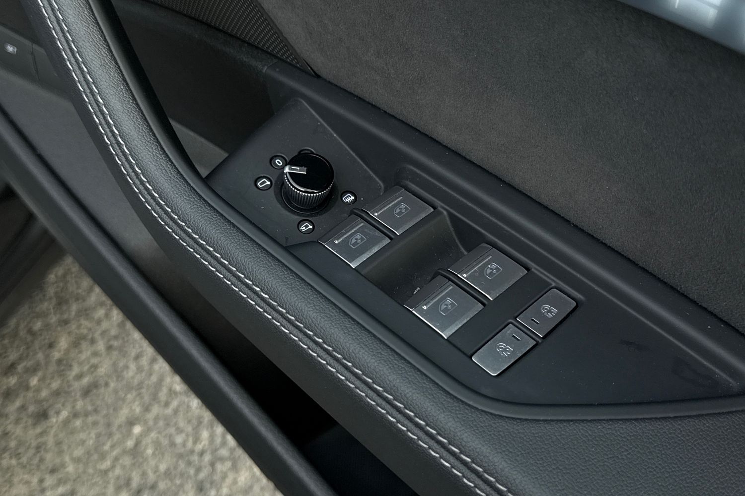 Used Audi Q8 e-tron 2024 for sale - 78001681: Photo 39