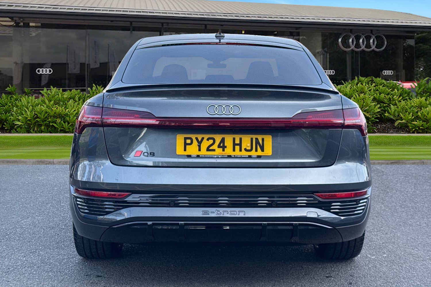 Used Audi Q8 e-tron 2024 for sale - 78001681: Photo 4