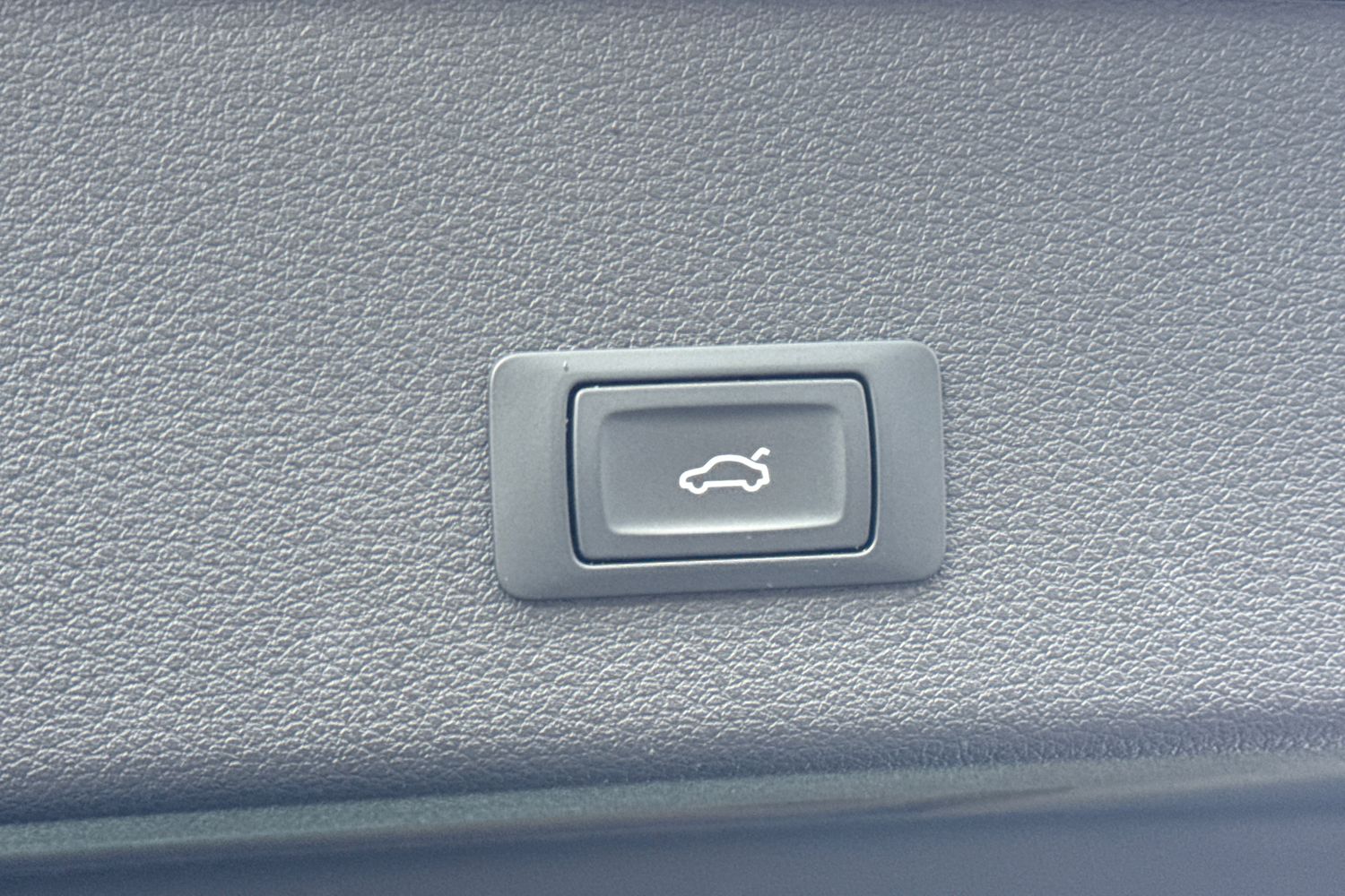 Used Audi Q8 e-tron 2024 for sale - 78001681: Photo 47