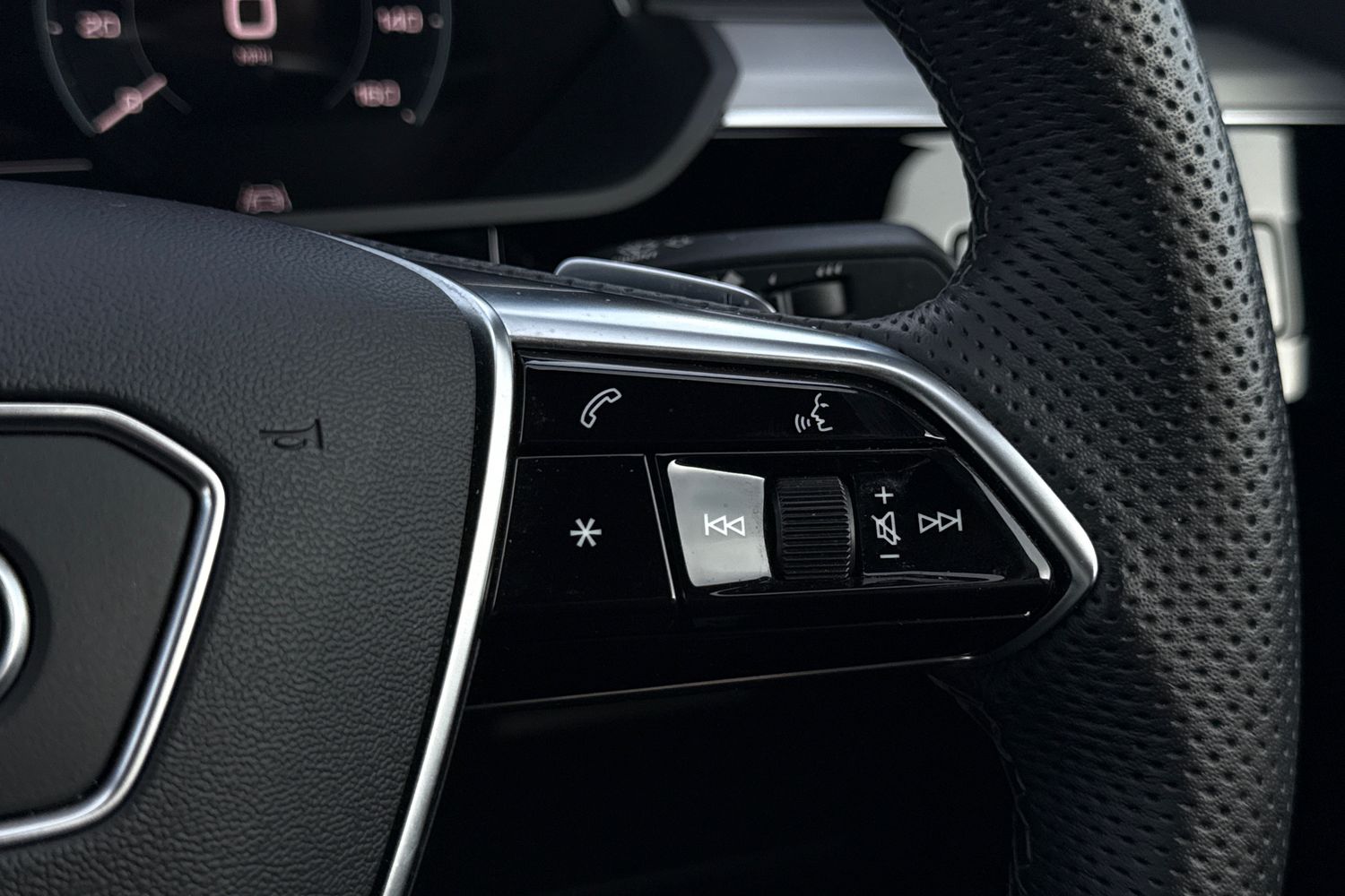 Used Audi Q8 e-tron 2024 for sale - 78001681: Photo 50