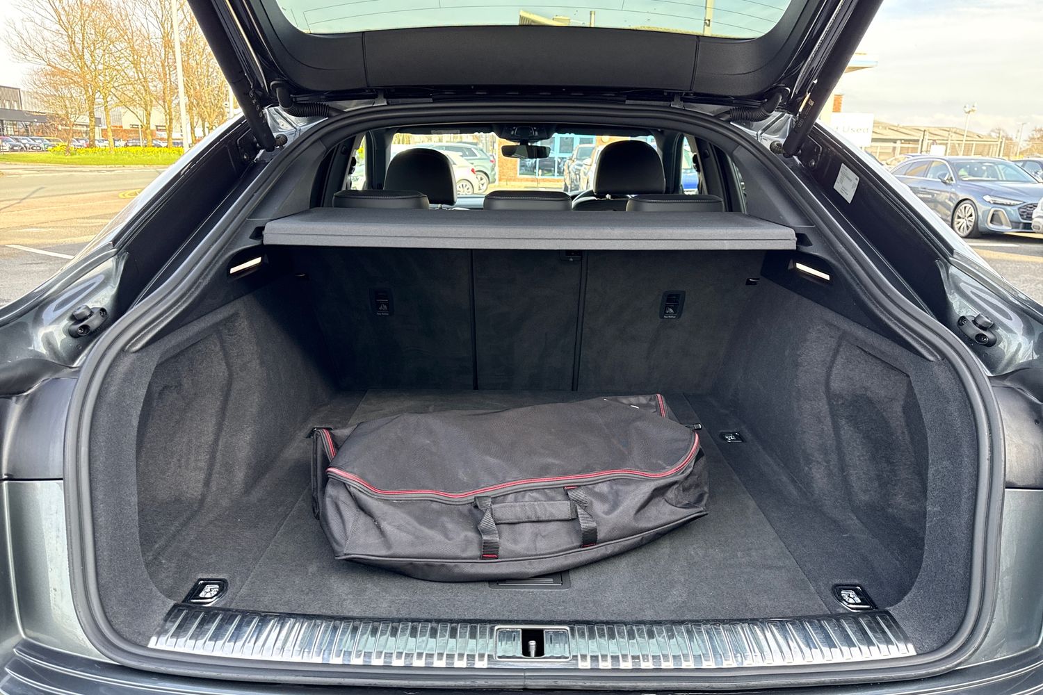 Used Audi Q8 e-tron 2024 for sale - 78001681: Photo 7