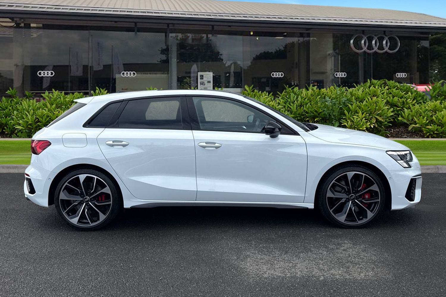 Used Audi S3 2023 for sale - 75983446: Photo 3