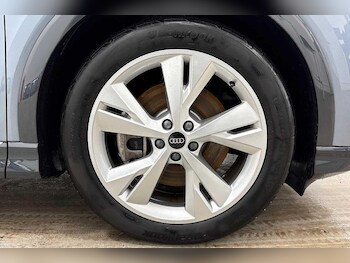 Used Audi Q4 e-tron 2025 for sale - 77791819: Photo