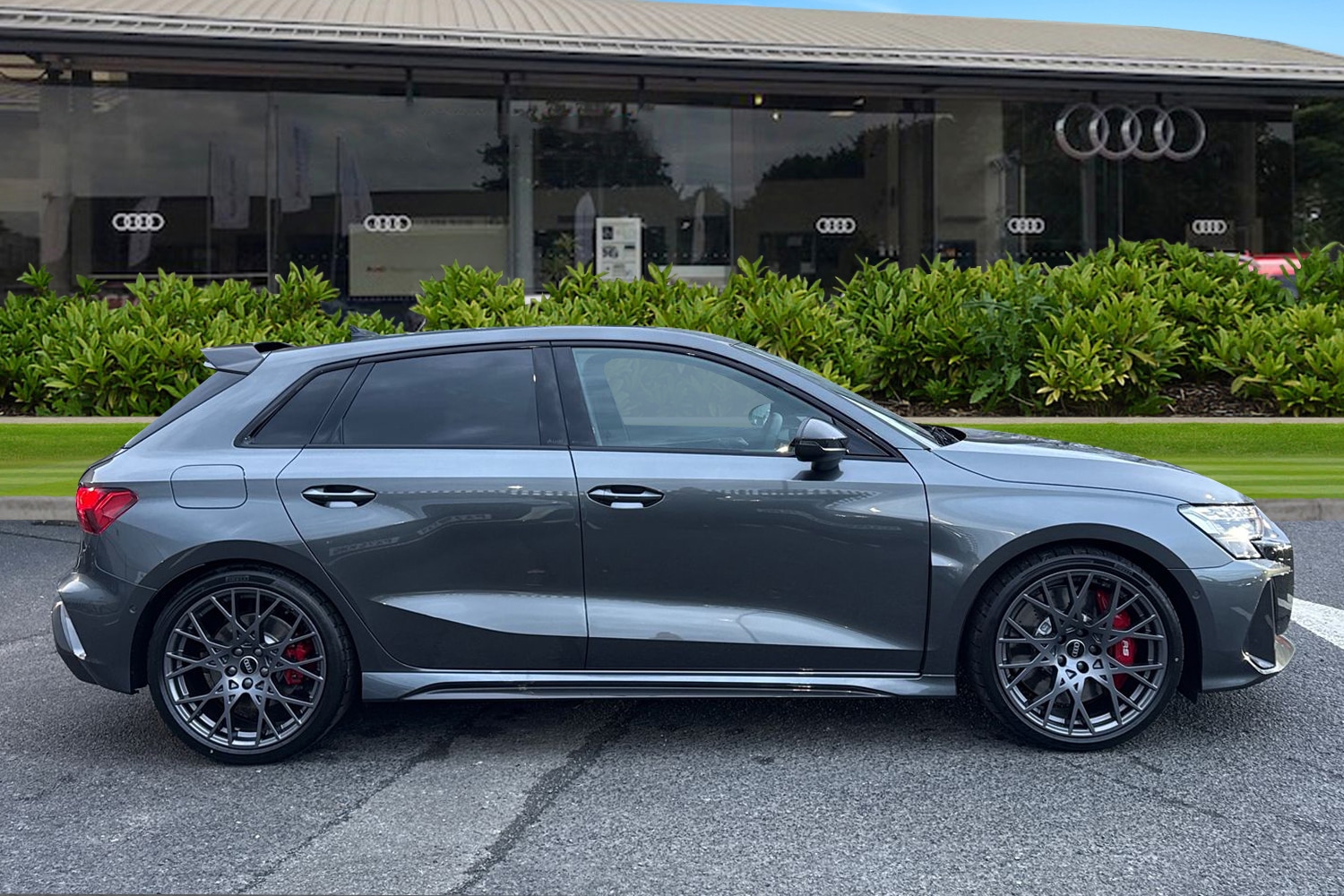 Used Audi RS3 2025 for sale - 77080004: Photo 3