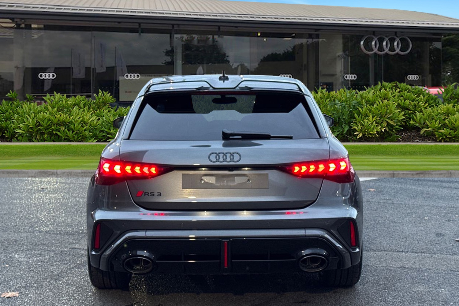 Used Audi RS3 2025 for sale - 77080004: Photo 5