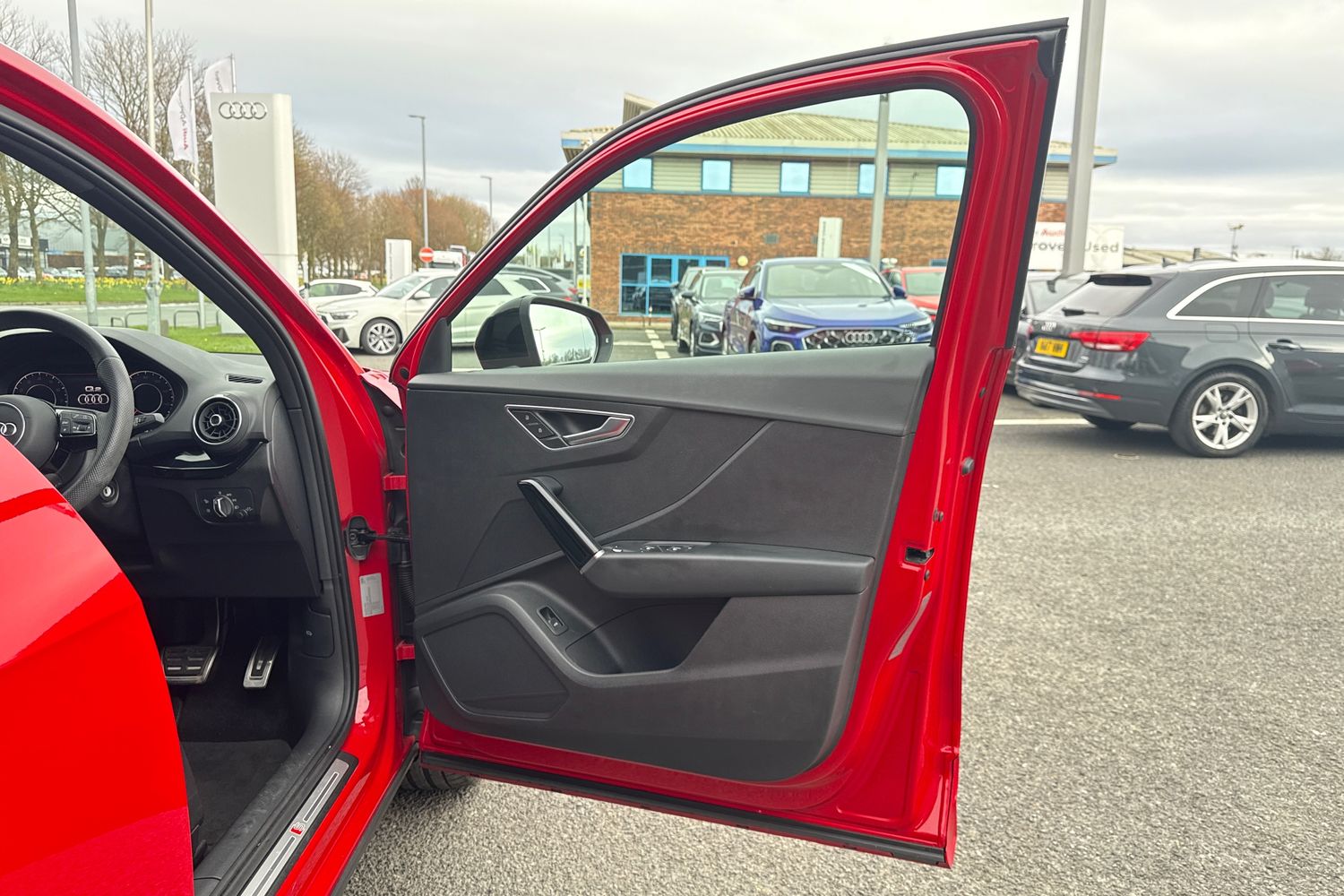 Used Audi Q2 2020 for sale - 78105154: Photo 37