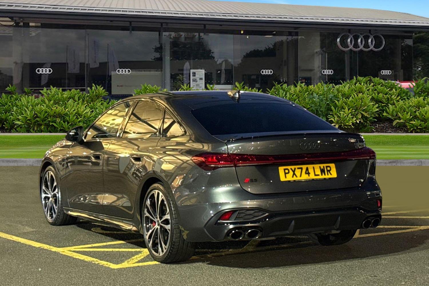 Used Audi S5 Avant 2024 for sale - 76590450: Photo 2