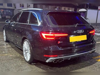 Used Audi A4 2018 for sale - 77584657: Photo