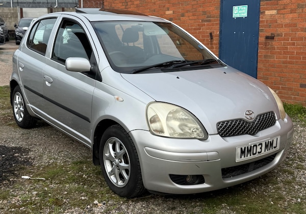 Used Toyota Yaris 2003 for sale - 76244735: Photo 1