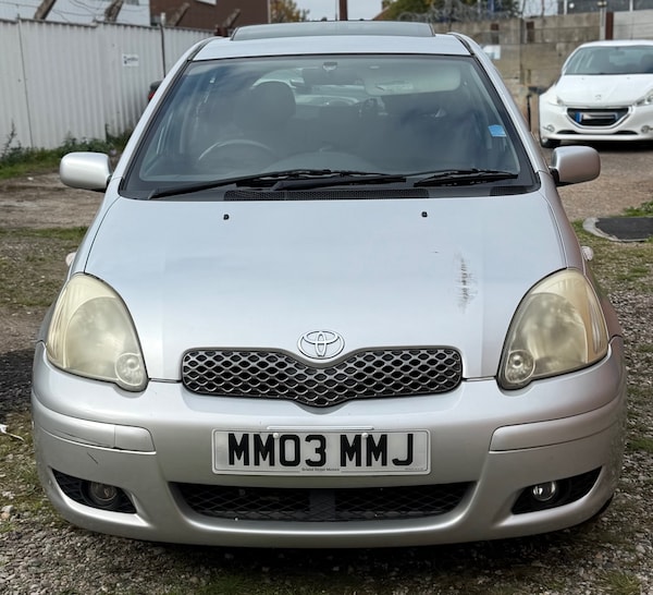 Used Toyota Yaris 2003 for sale - 76244735: Photo 2
