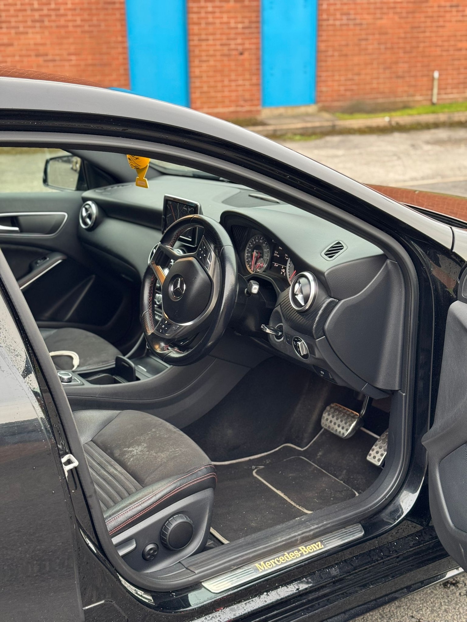 Used Mercedes-Benz A-Class 2013 for sale - 77990340: Photo 9