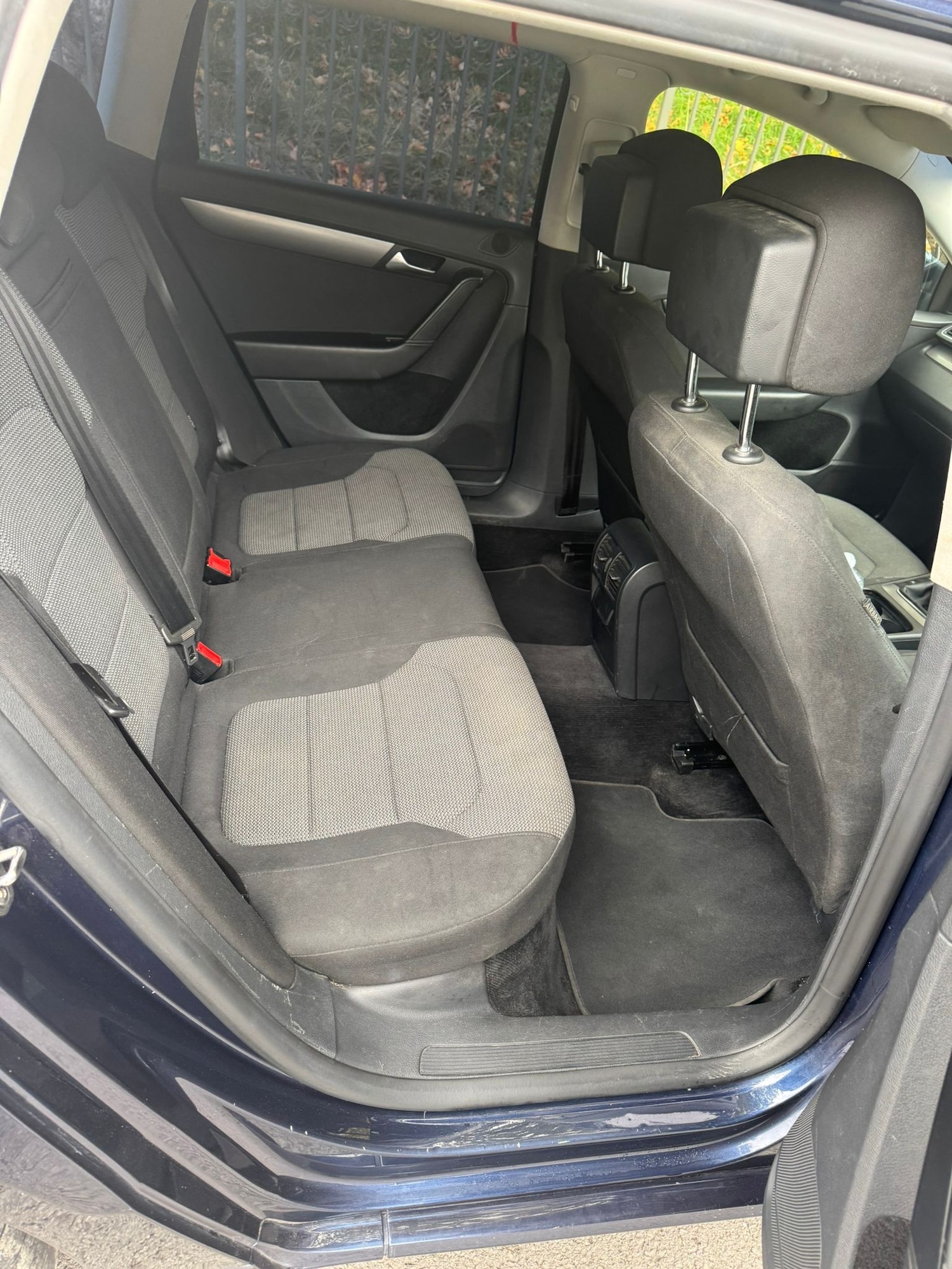 Used Volkswagen Passat 2013 for sale - 76292408: Photo 12