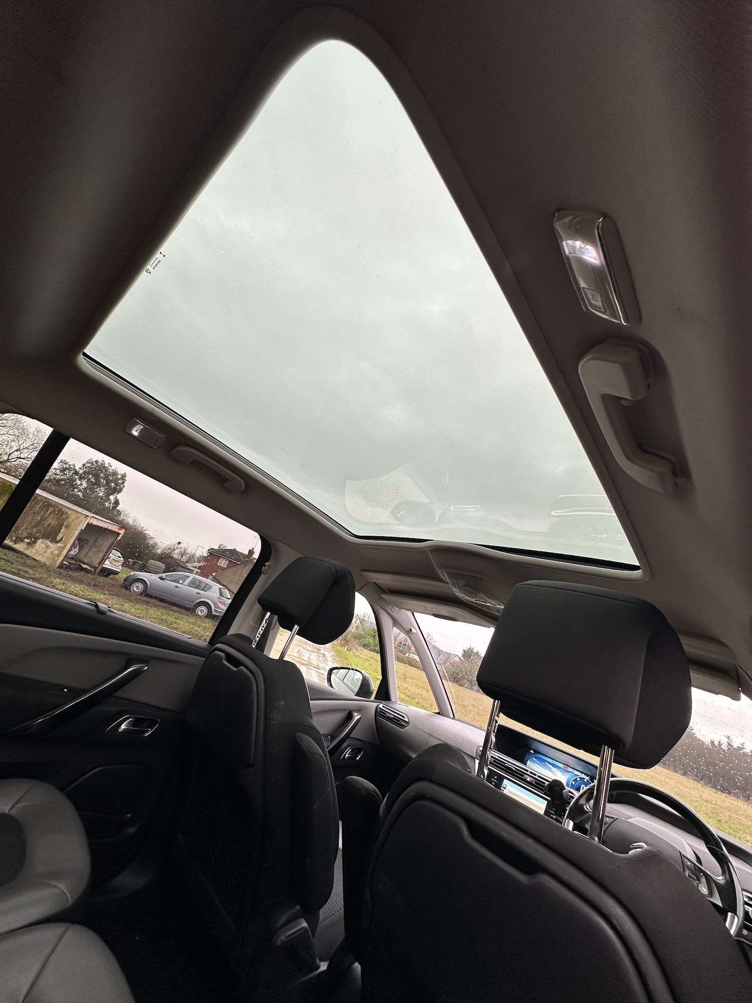 Used Citroen C4 Grand Picasso 2015 for sale - 77478196: Photo 23