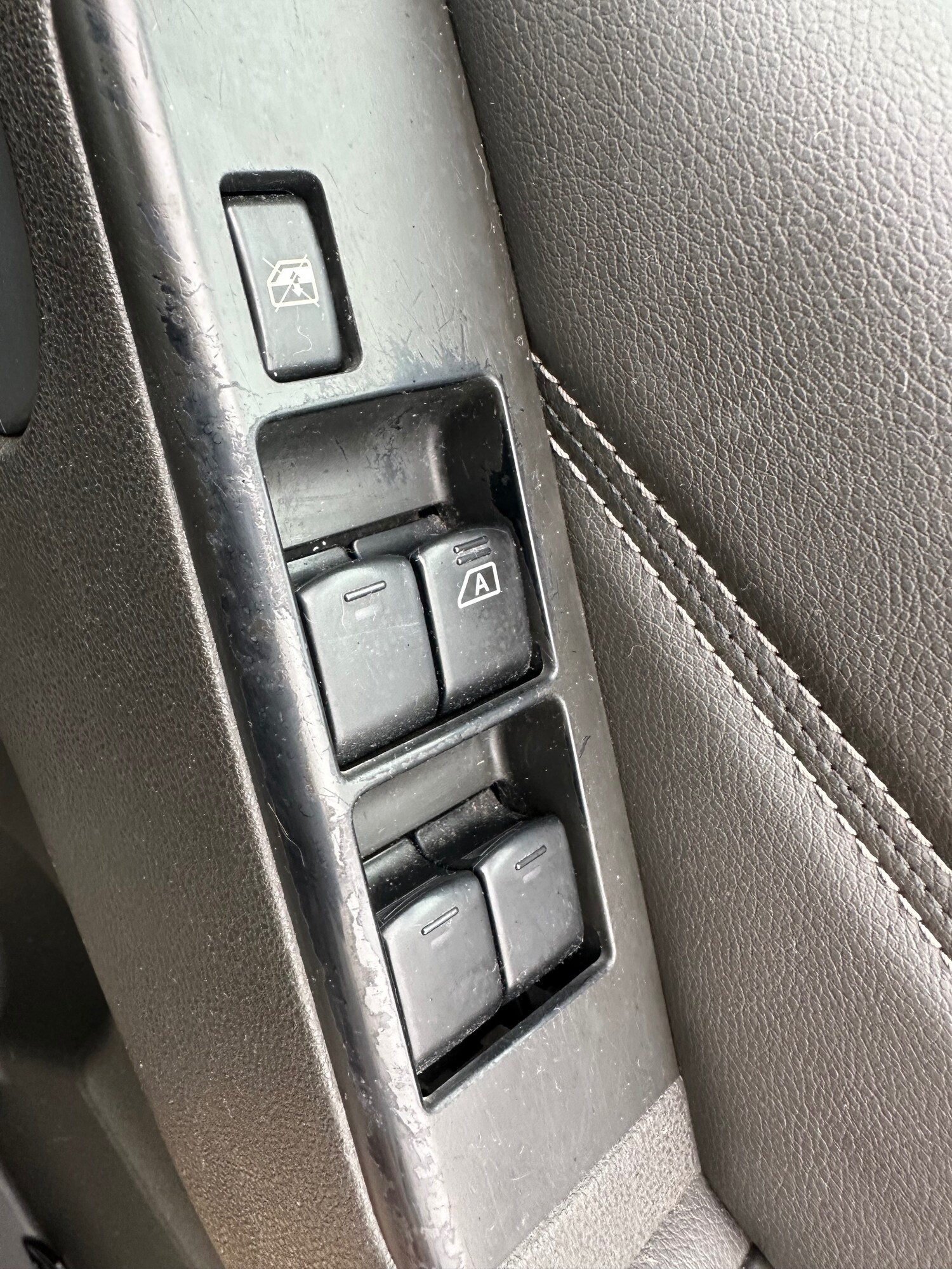 Used Nissan Navara 2012 for sale - 77746241: Photo 14