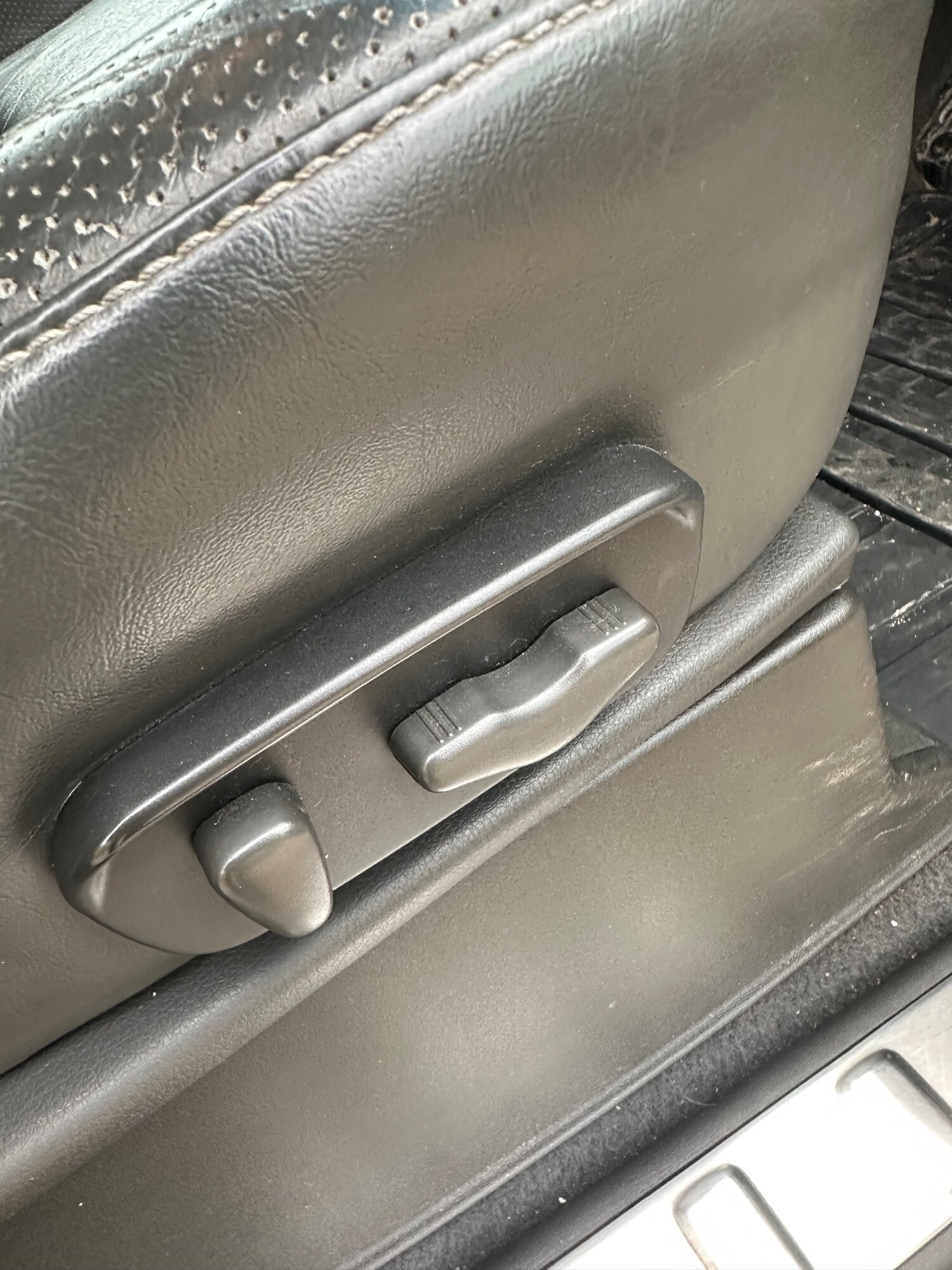 Used Nissan Navara 2012 for sale - 77746241: Photo 15