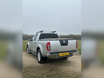 Used Nissan Navara 2012 for sale - 77746241: Photo