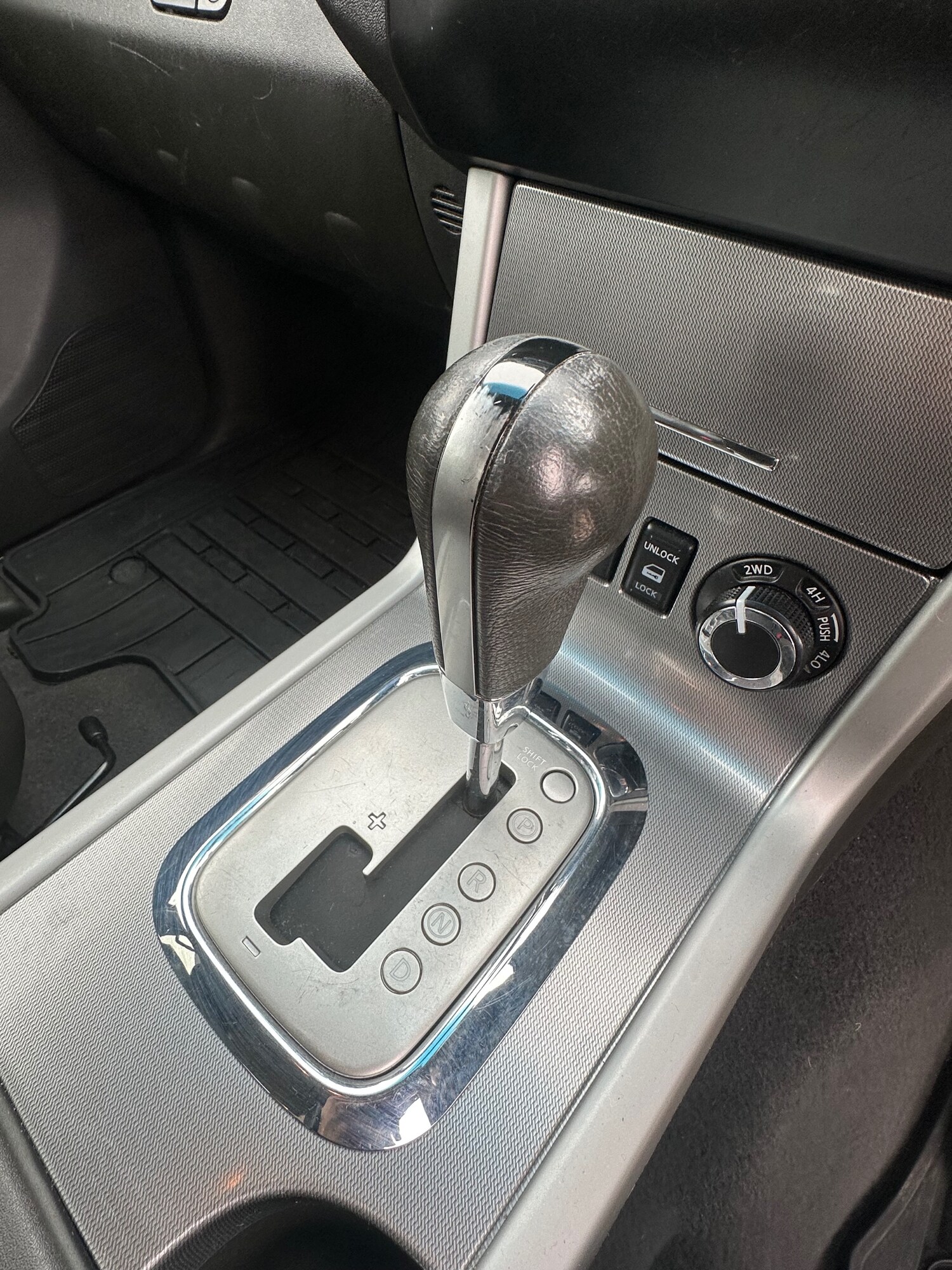 Used Nissan Navara 2012 for sale - 77746241: Photo 6