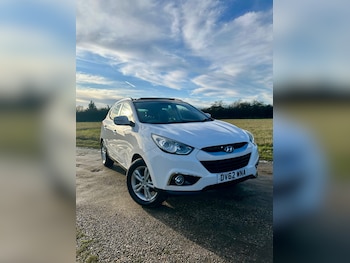 2012 (62) - 1.7 CRDi Premium 5dr 2WD