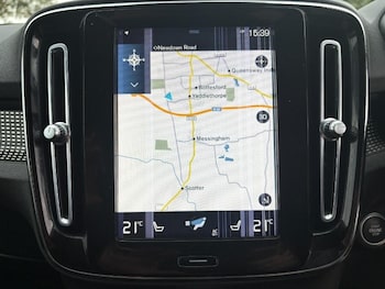 Used Volvo XC40 2021 for sale - 76360785: Photo