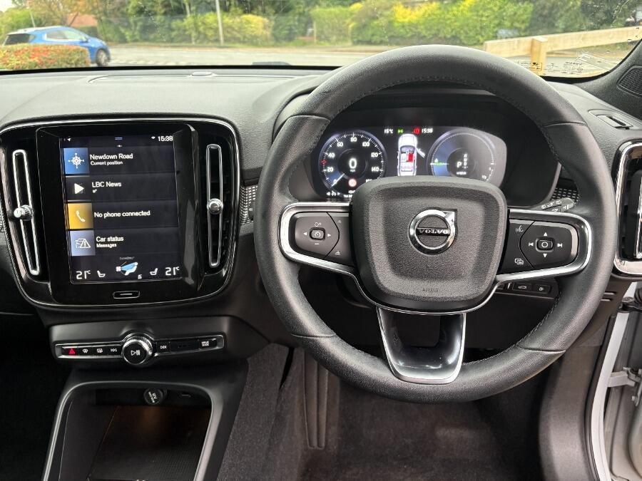 Used Volvo XC40 2021 for sale - 76360785: Photo 31