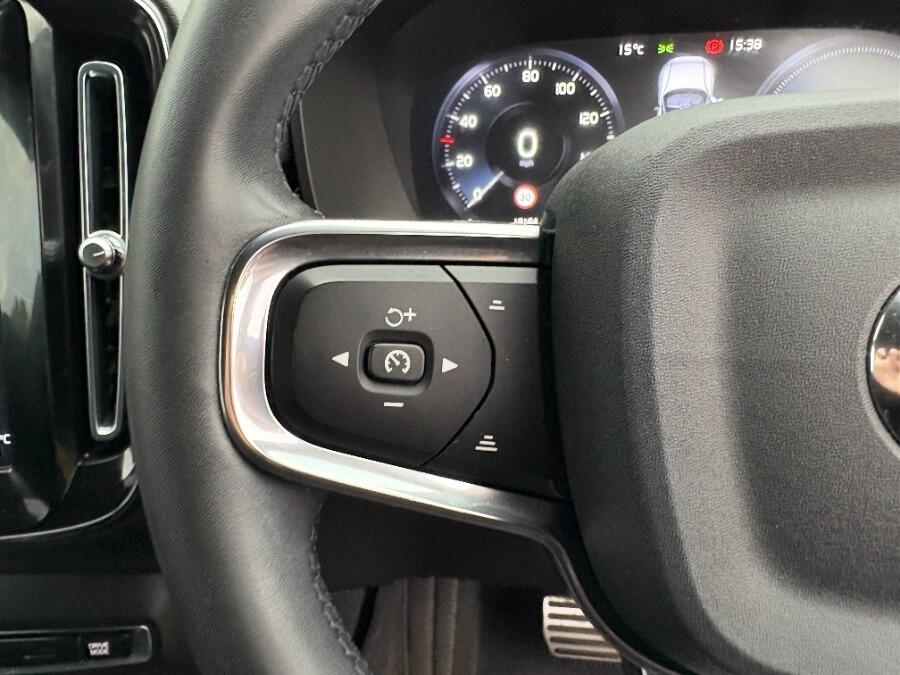 Used Volvo XC40 2021 for sale - 76360785: Photo 35