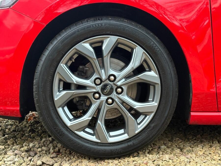 Used Ford Focus 2023 for sale - 76728573: Photo 12