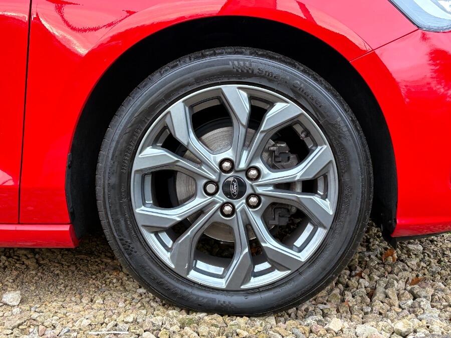 Used Ford Focus 2023 for sale - 76728573: Photo 16