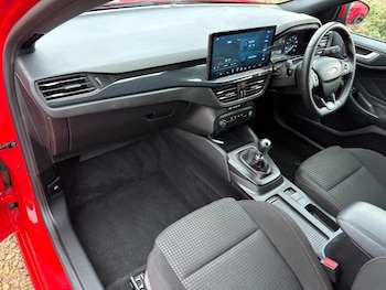 Used Ford Focus 2023 for sale - 76728573: Photo