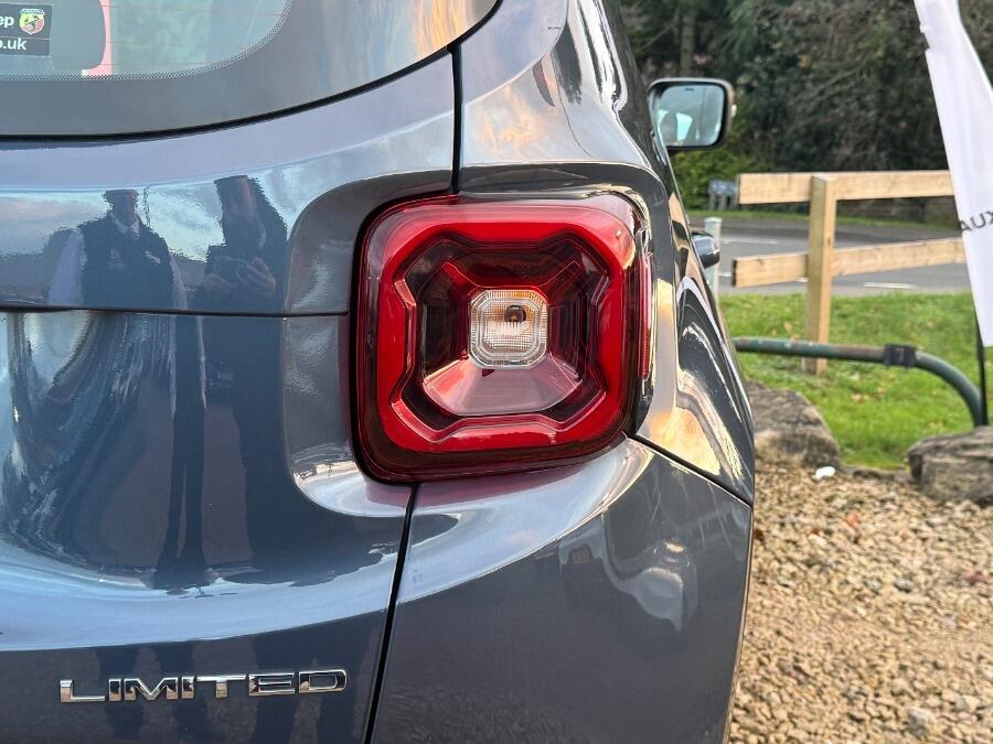 Used Jeep Renegade 2020 for sale - 78100292: Photo 14