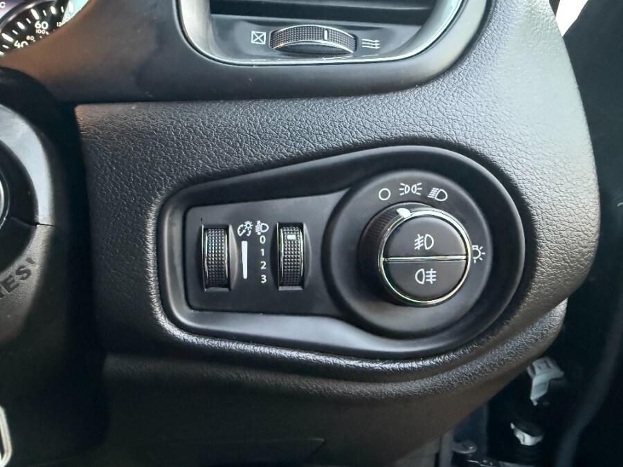 Used Jeep Renegade 2020 for sale - 78100292: Photo 23