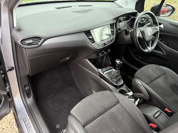 Used Vauxhall Crossland 2022 for sale - 76215008: Photo 2