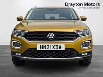 Used Volkswagen T-Roc 2021 for sale - 78623531: Photo