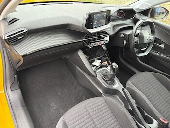 Used Peugeot 208 2022 for sale - 77320503: Photo