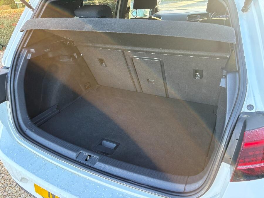 Used Volkswagen Golf 2018 for sale - 76786805: Photo 21