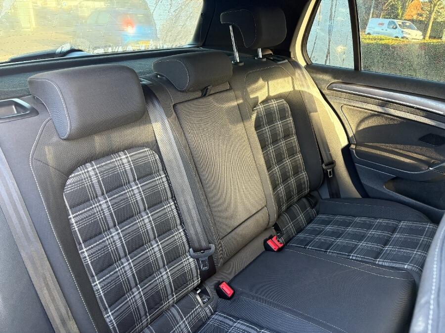 Used Volkswagen Golf 2018 for sale - 76786805: Photo 28