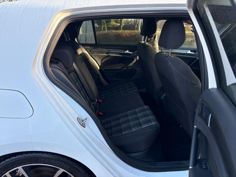 Used Volkswagen Golf 2018 for sale - 76786805: Photo 29