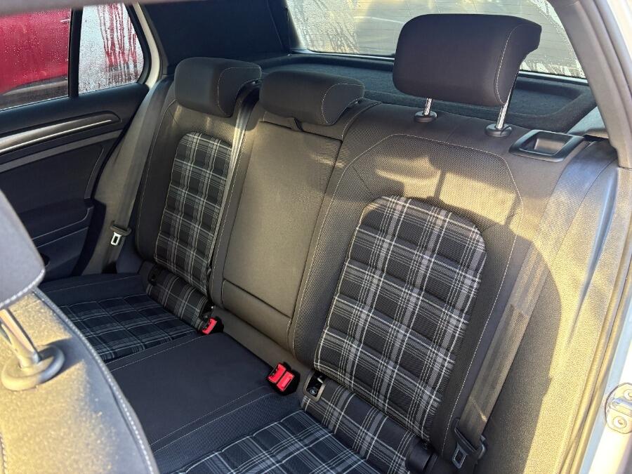 Used Volkswagen Golf 2018 for sale - 76786805: Photo 30