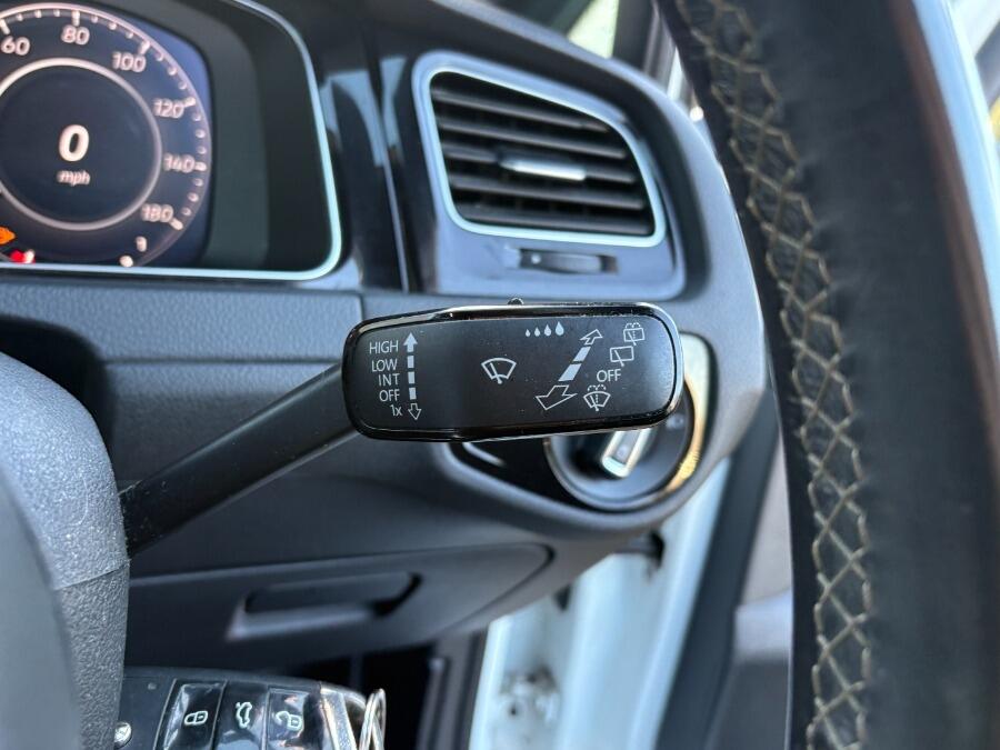 Used Volkswagen Golf 2018 for sale - 76786805: Photo 38