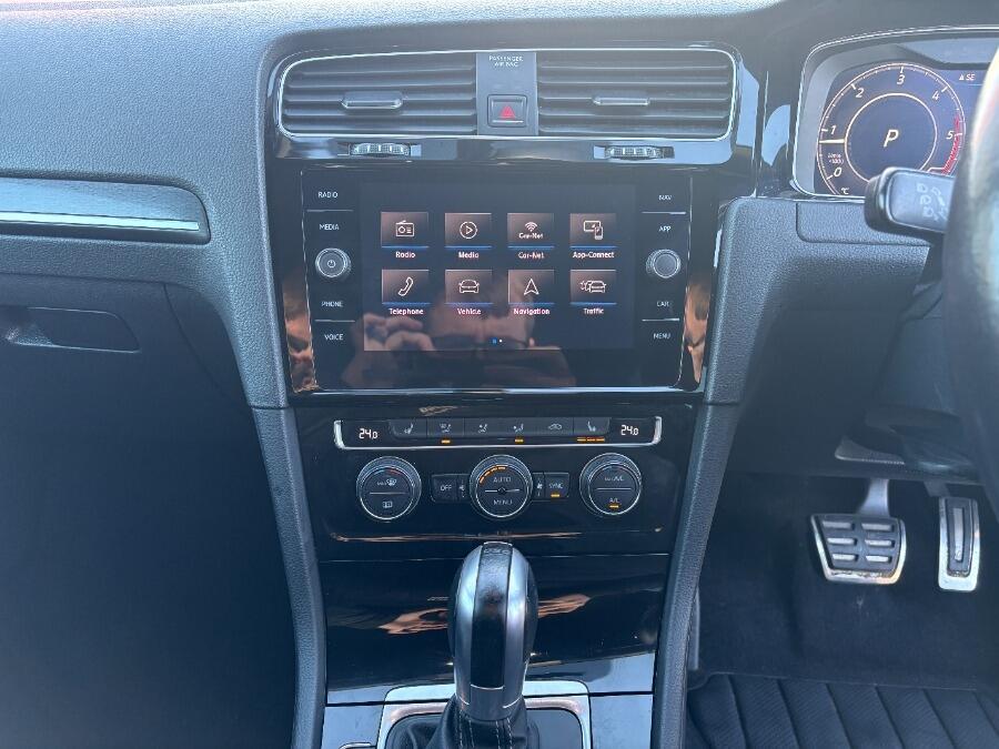 Used Volkswagen Golf 2018 for sale - 76786805: Photo 39