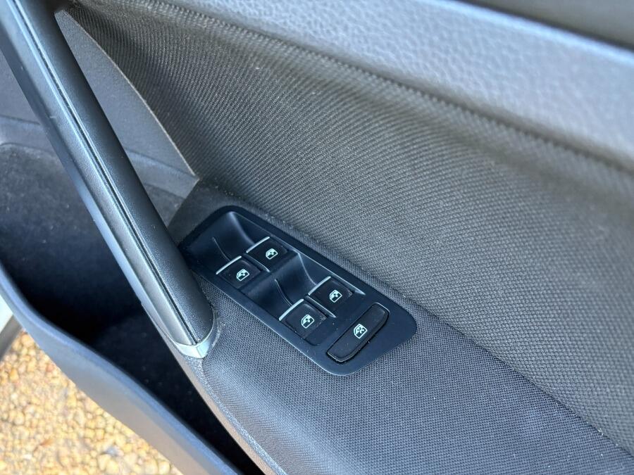 Used Volkswagen Golf 2018 for sale - 76786805: Photo 46