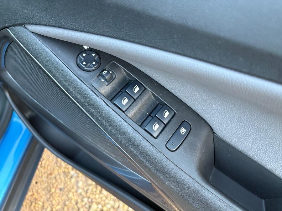 Used Vauxhall Crossland X 2020 for sale - 76765174: Photo 43