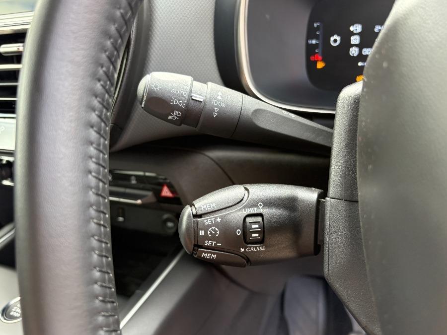 Vehicle 33