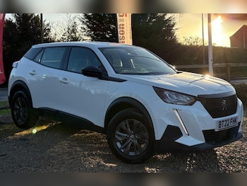 Used Peugeot 2008 2022 for sale - 76772009: Photo