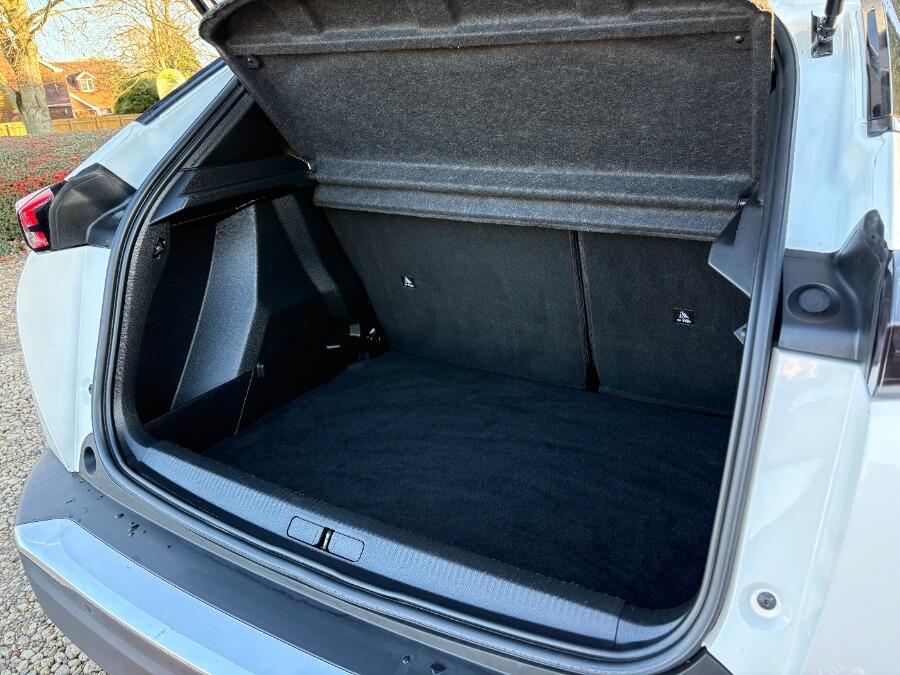 Used Peugeot 2008 2022 for sale - 76772009: Photo 20