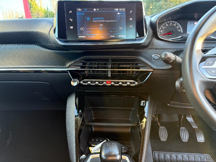 Used Peugeot 2008 2022 for sale - 76772009: Photo 35