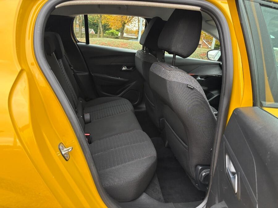 Used Peugeot 208 2022 for sale - 77029084: Photo 26