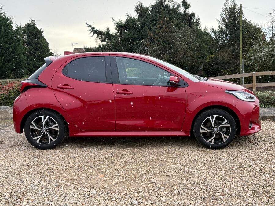 Used Toyota Yaris 2024 for sale - 76657992: Photo 10