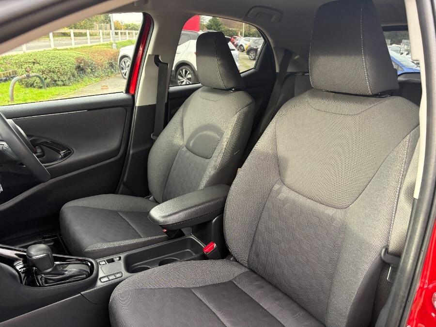 Used Toyota Yaris 2024 for sale - 76657992: Photo 23